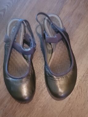 Women's Metallic Copper Mary Jane Flats
